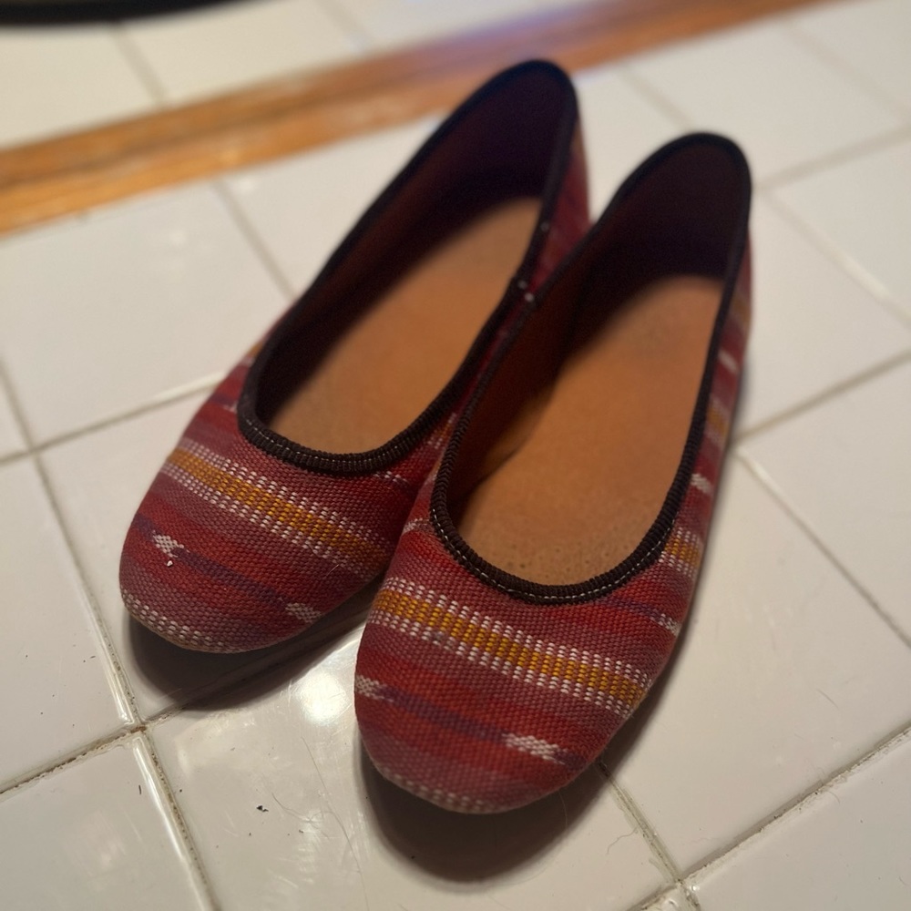 ⭐️ Aztec western flats sz 36 women’s 6